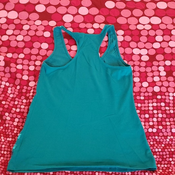 Top - Picture 3 of 3